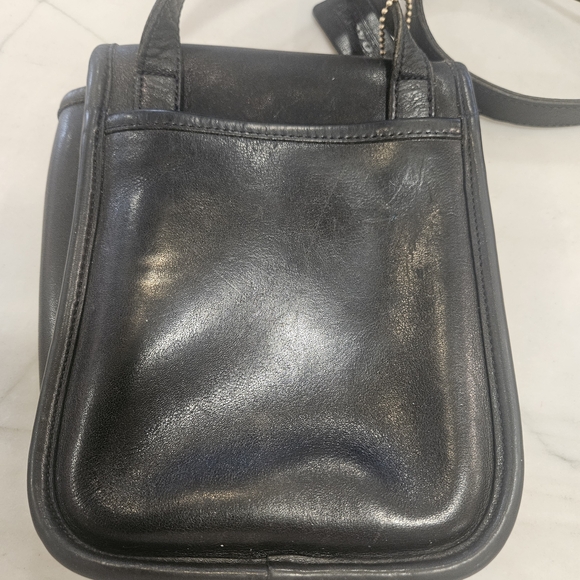 The Coach Scooter Side Pack (Style #9978) 1996 Made In USA - Picture 5 of 10